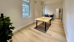 South Bridge Road (D1), Office #499147581